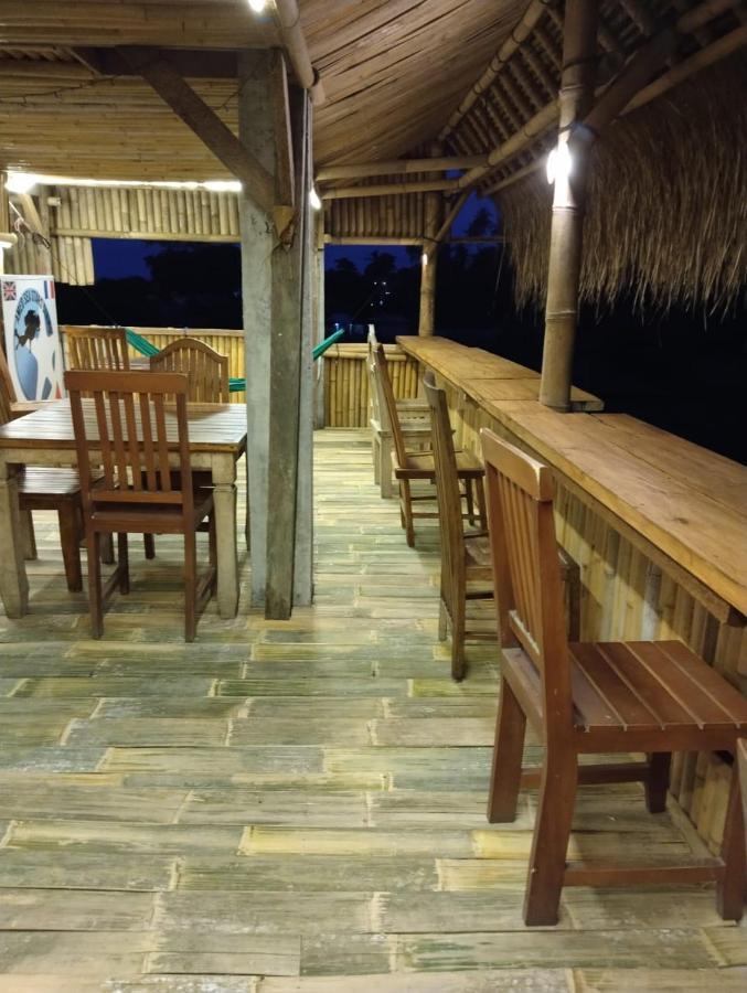 Amed Stop Inn Homestay, Rooftop Restaurant And Bar Exterior foto